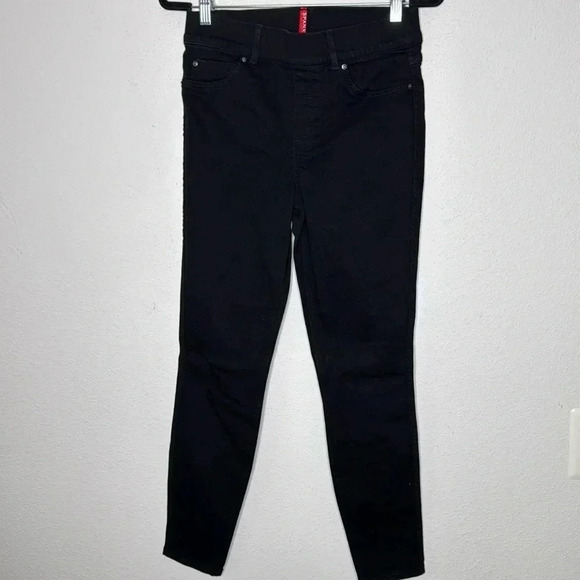 SPANX EveryWear black Ankle Skinny Jeans size medium no signs of wear - Picture 1 of 4